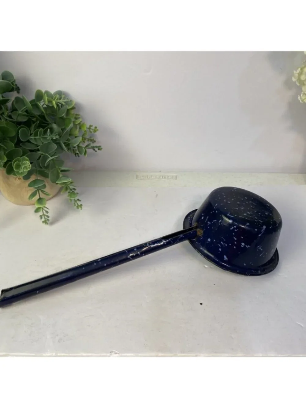 Vintage Blue Speckled Enamelware Farmhouse Dipper Ladle Decor Flat Bottom